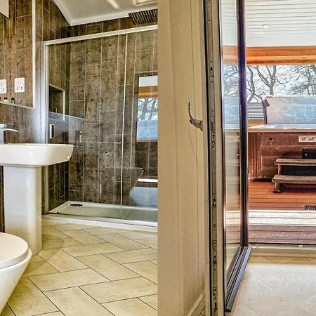 Lodge 2 Bed In Oc-j32822