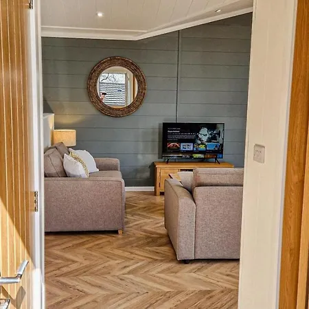 Lodge 2 Bed In Oc-j32822 Pickering